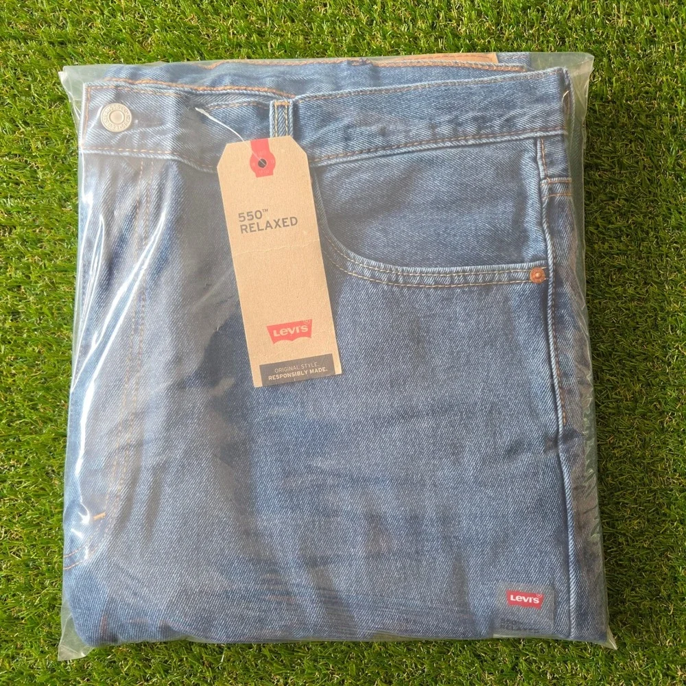 Levi's 550 Relaxed 44x38 Men's Big & Tall Tapered Jeans Medium Wash Blue